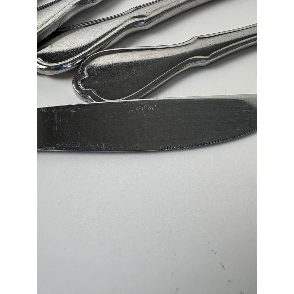 Rostfrei Stainless Steel Dinner Knives Set of 8 Scalloped Handle Serrated Blade